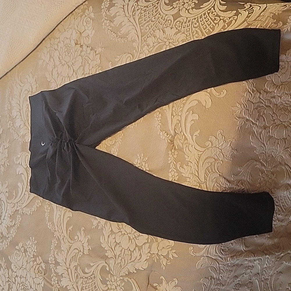 Zyia scrunch leggings